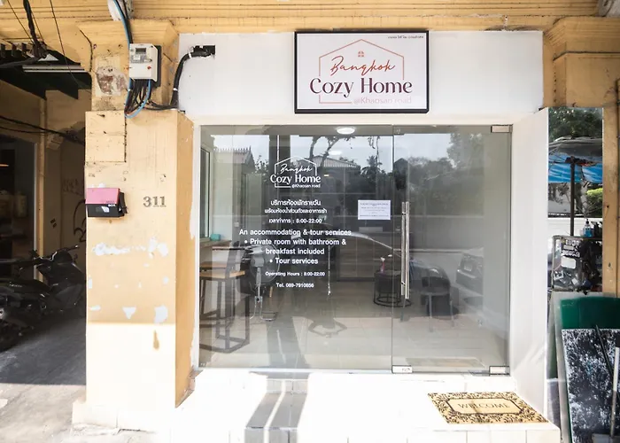 Hotel Cozy @khaosan Road 2*